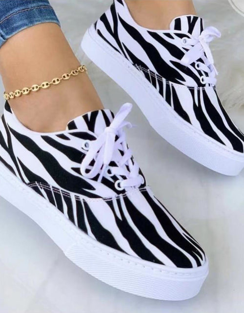 Load image into Gallery viewer, 2022 Fashion Graffiti Women Sneakers Trainers Shoes
